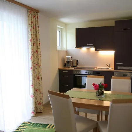 Apartmenthaus Dornroeschen