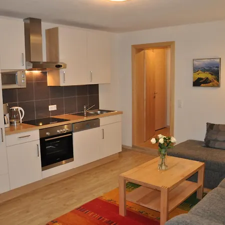 Apartmenthaus Dornroeschen Апартаменты Рамзау