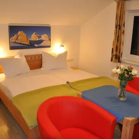 Apartmenthaus Dornroeschen Апартаменты *