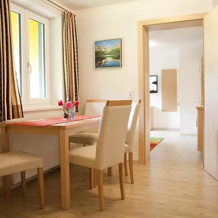 Apartmenthaus Dornroeschen Рамзау