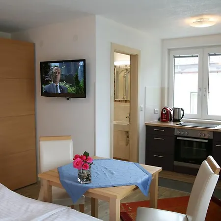 Apartmenthaus Dornroeschen Апартаменты *