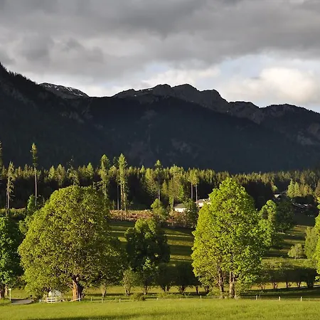 Apartmenthaus Dornroeschen Ramsau am Dachstein