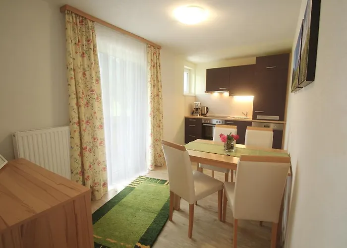 아파트 Apartmenthaus Dornroeschen 람자우 암 다흐스타인